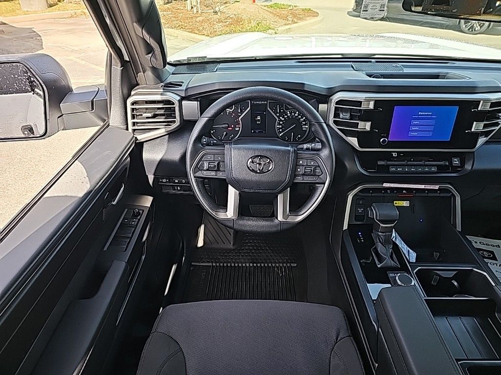 2025 Toyota Tundra SR5 - Photo 13