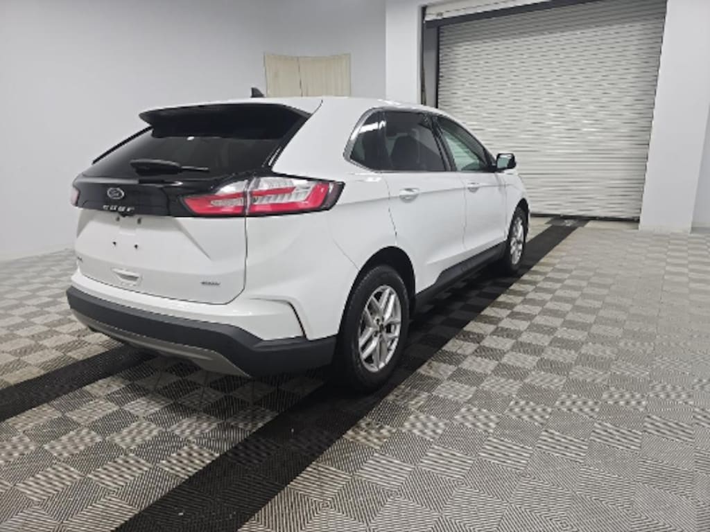 Used 2023 Ford Edge SUV