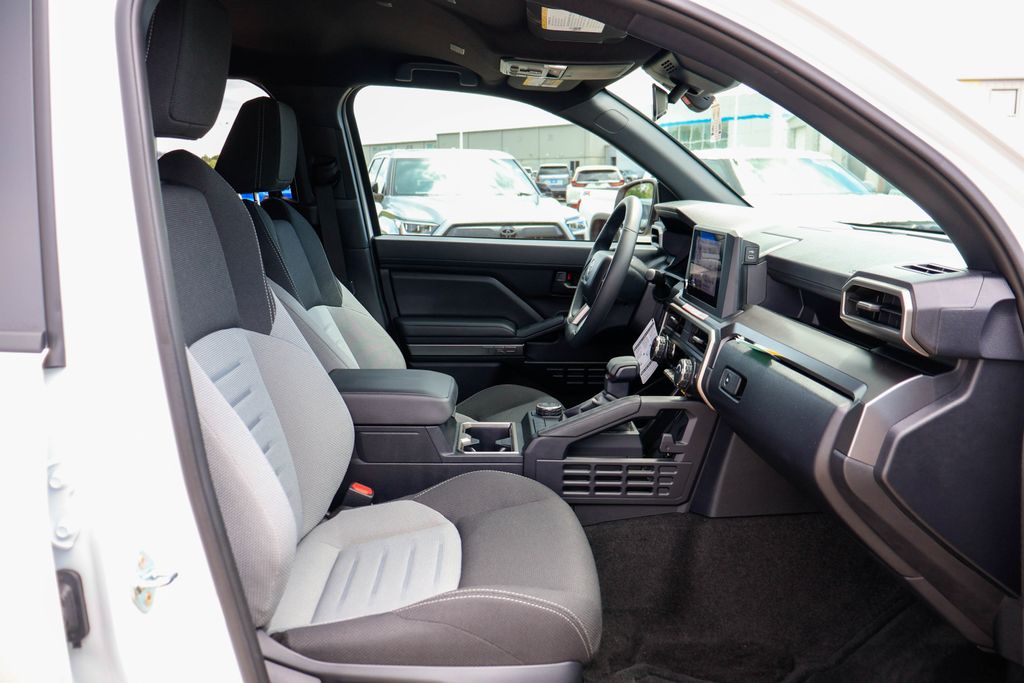2026 Toyota 4Runner TRD Sport - Photo 10