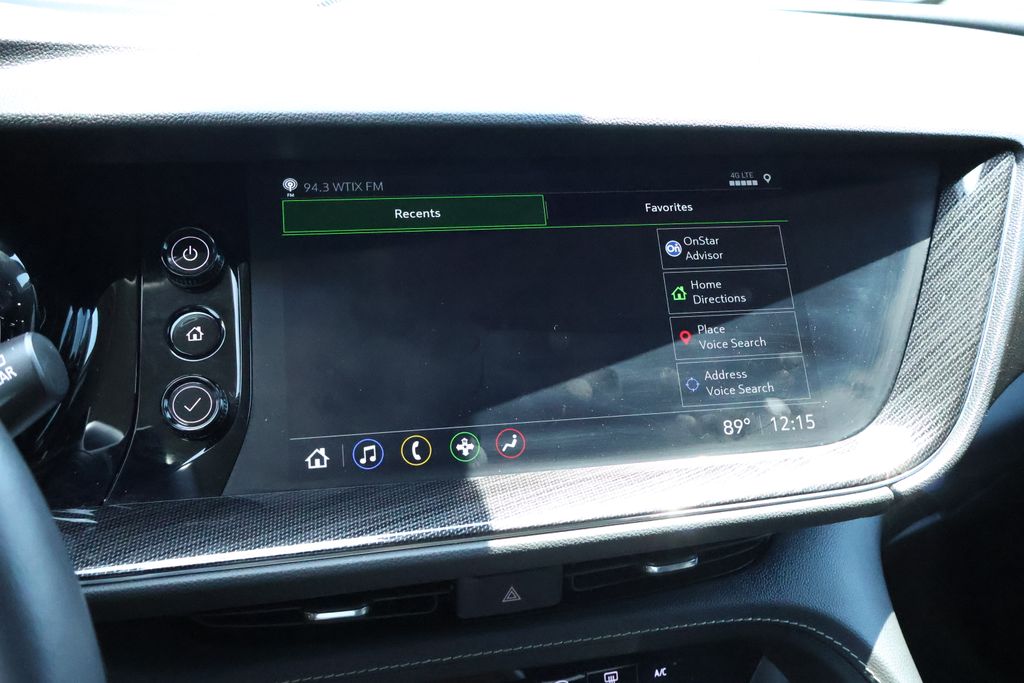 2023 Buick Envision Preferred photo 3