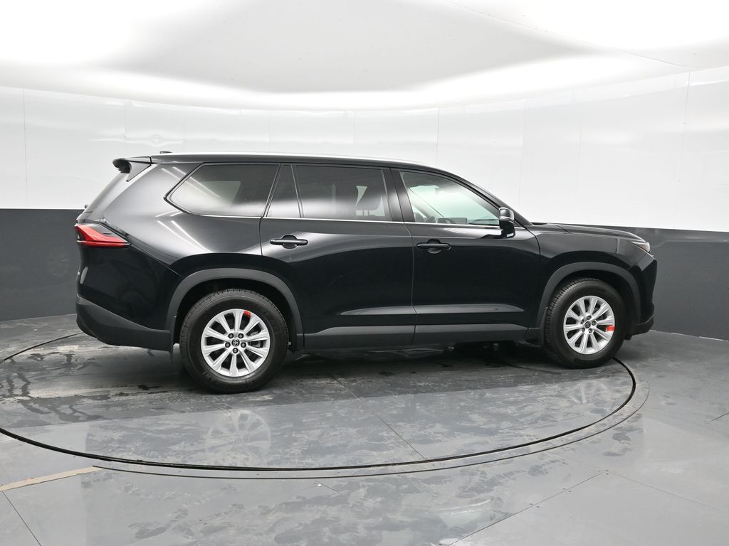 2024 Toyota Highlander Hybrid XLE Sport photo 3
