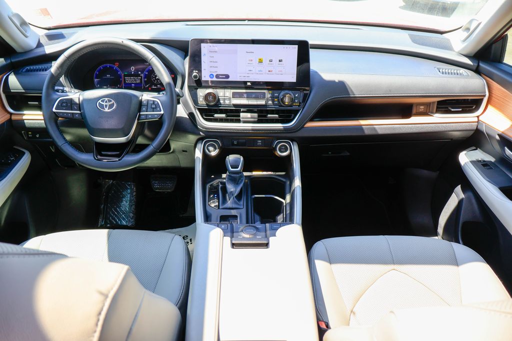 2026 Toyota Grand Highlander Limited - Photo 8