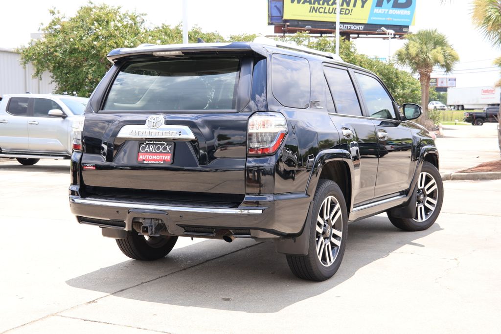 2022 Toyota 4Runner Limited photo 2