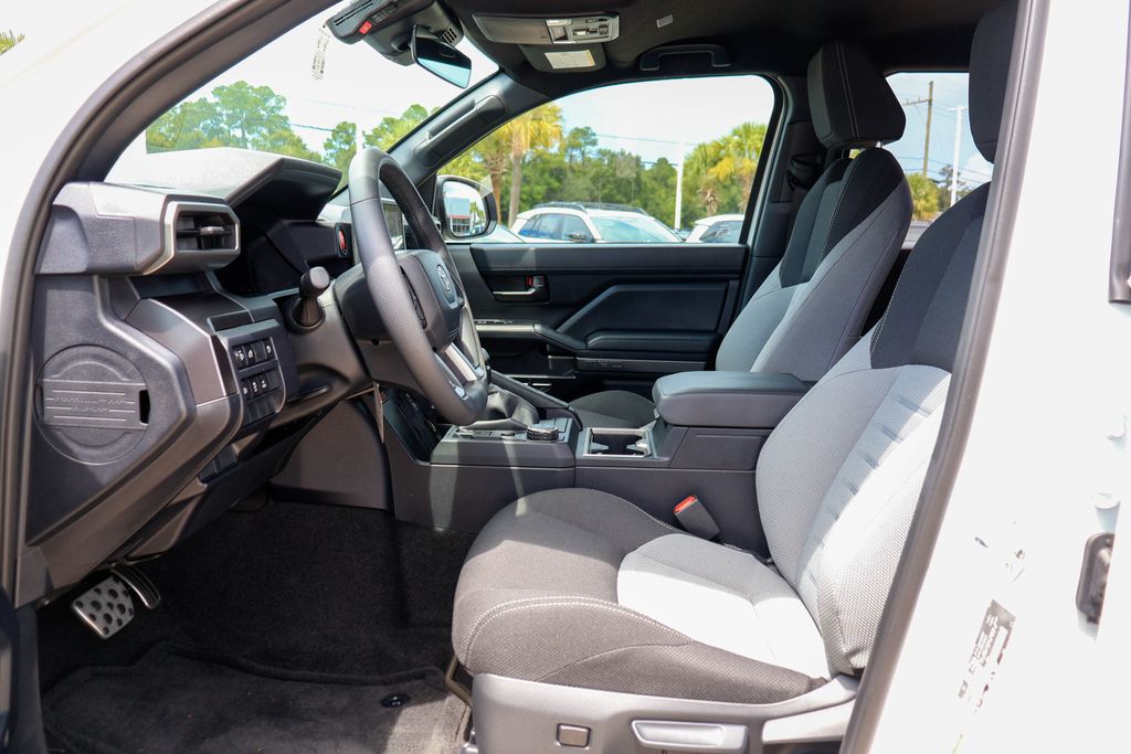 2026 Toyota 4Runner TRD Sport - Photo 9