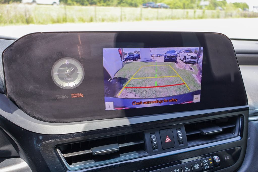 Used 2023 Lexus ES 350 Sedan