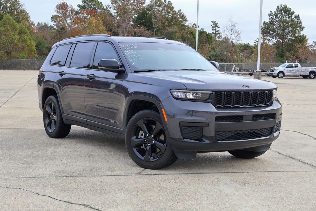 2023 Jeep Grand Cherokee L Altitude's photo