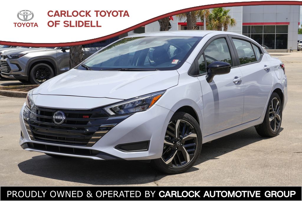2025 Nissan Versa 1.6 SR CVT's photo