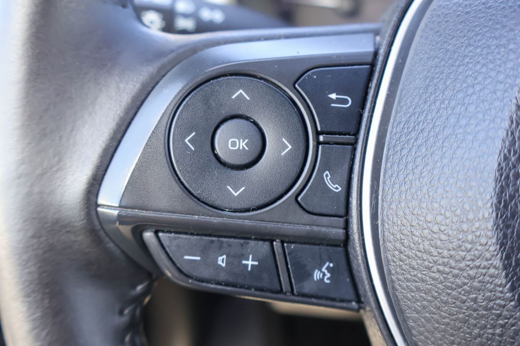 2023 Toyota Corolla SE - Photo 13