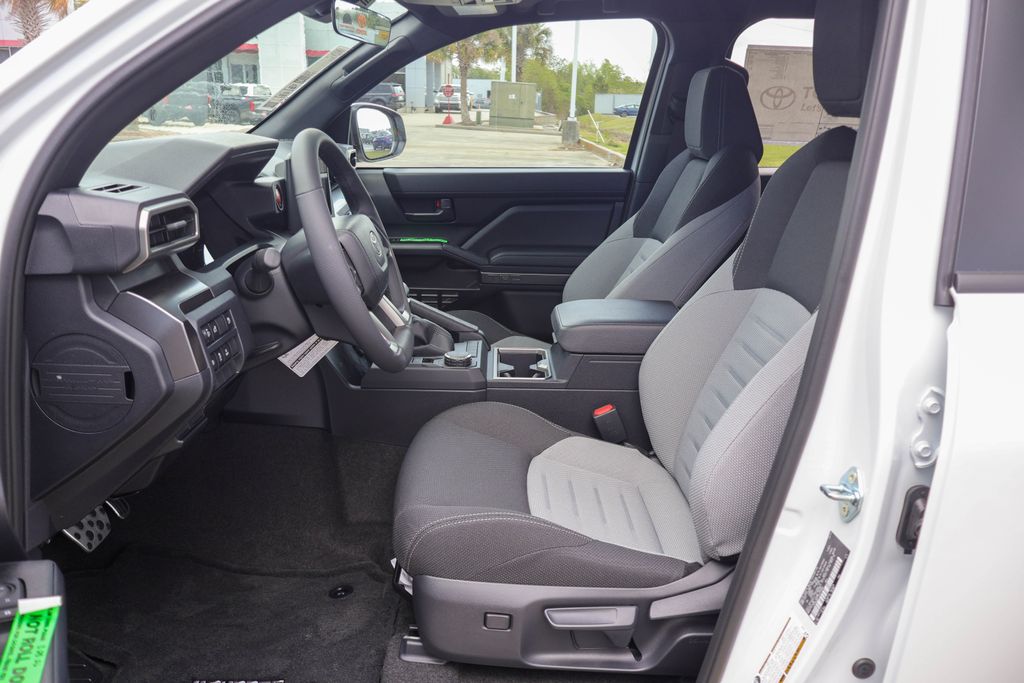 2026 Toyota 4Runner TRD Sport - Photo 9