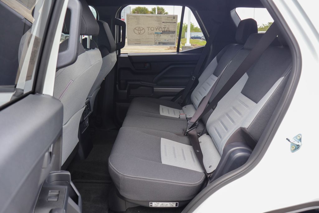 2026 Toyota 4Runner TRD Sport - Photo 10