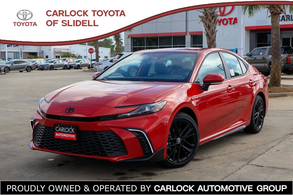 2025 Toyota Camry SE
