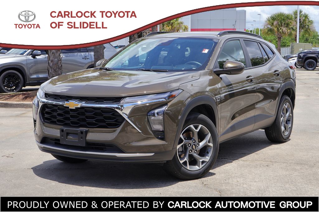 2024 Chevrolet Trax LT's photo