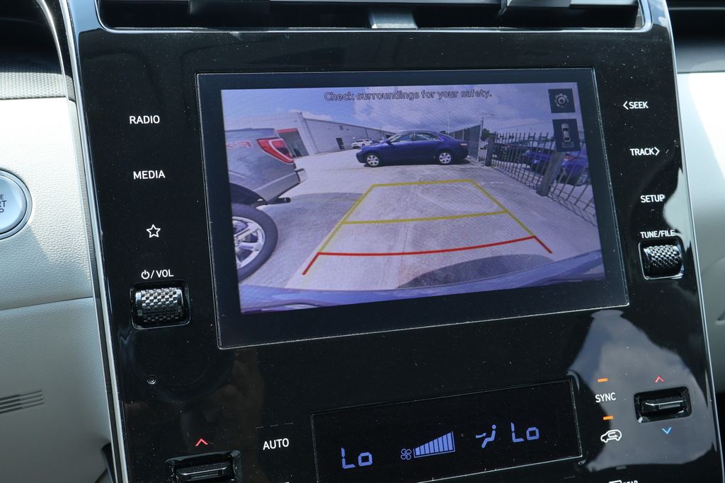 2024 Hyundai Tucson SEL photo 3
