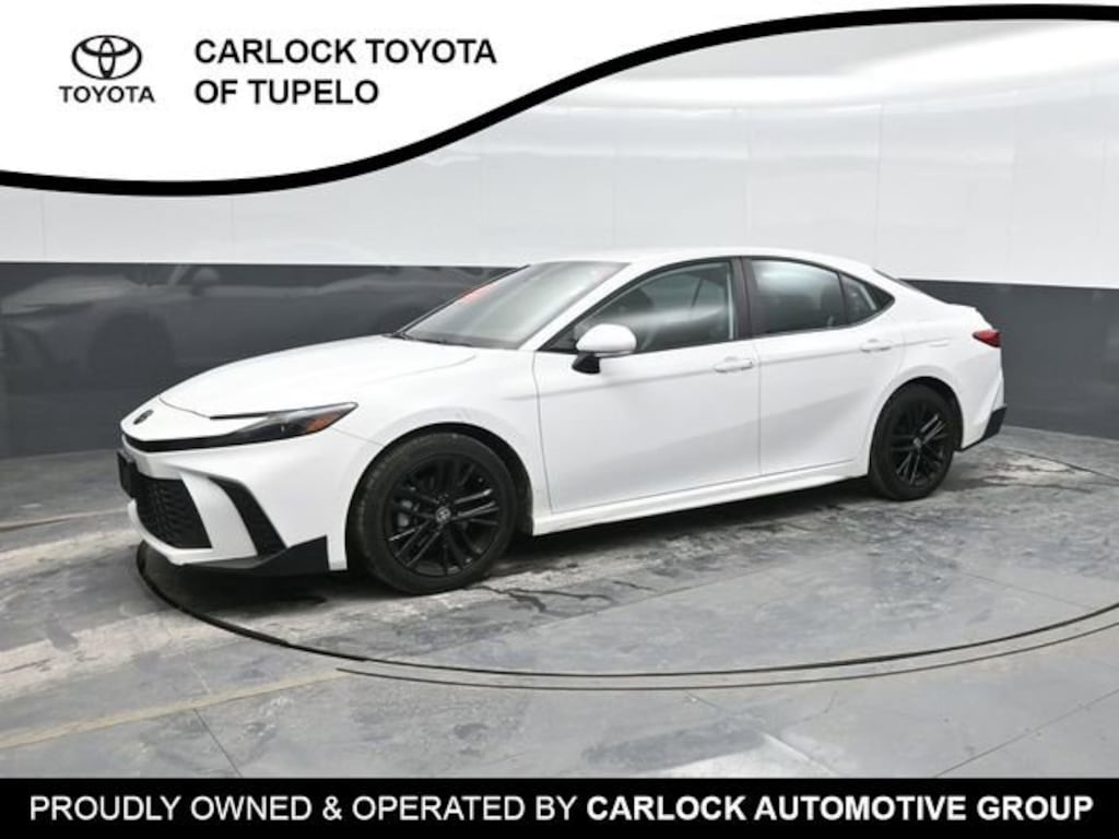 Used 2025 Toyota Camry SE Sedan