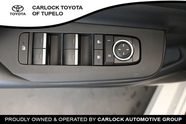 2026 Toyota Prius Plug-in Hybrid XSE Premium - Photo 27