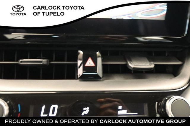 2026 Toyota Corolla LE - Photo 12