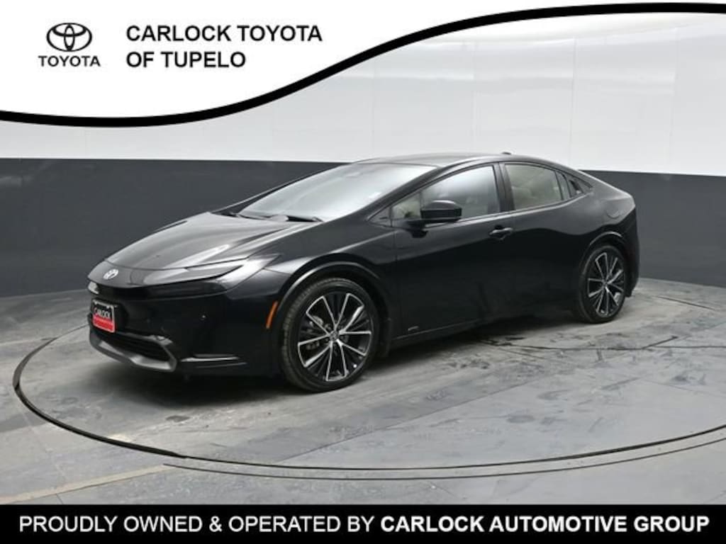 Used 2025 Toyota Prius LE Hatchback