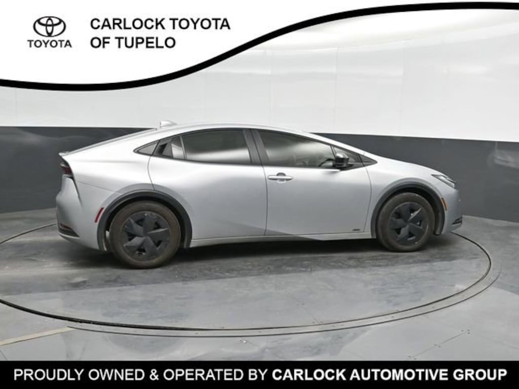 Used 2024 Toyota Prius XLE Hatchback