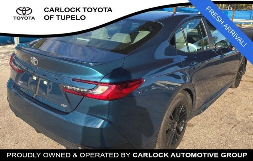 Used 2025 Toyota Camry SE Sedan