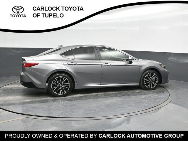 2025 Toyota Camry photo 3
