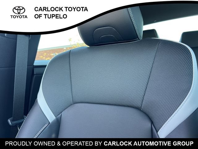 2026 Toyota Camry SE - Photo 23