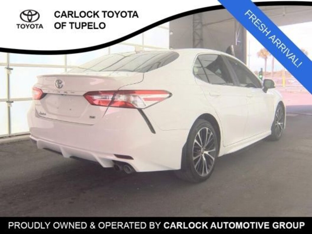 Used 2020 Toyota Camry SE Sedan