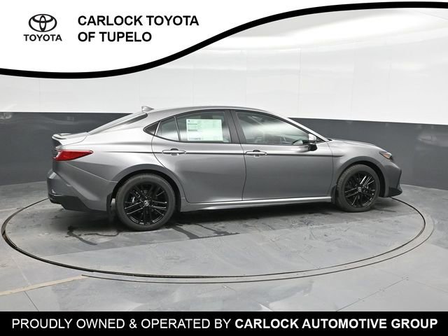 2026 Toyota Camry SE photo 3