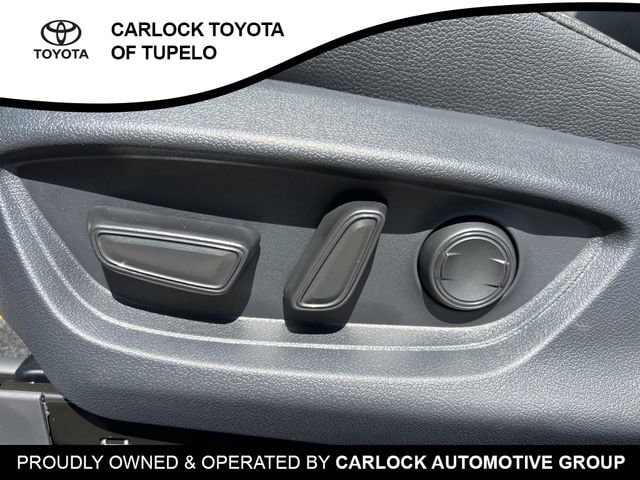 2026 Toyota Camry SE - Photo 29