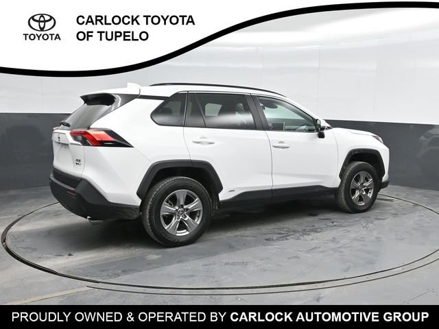 2025 Toyota RAV4 Hybrid XLE photo 2