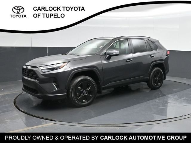 2025 Toyota RAV4 XLE FWD's photo