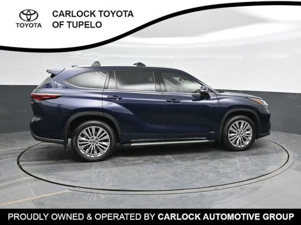 Used 2024 Toyota Highlander Hybrid Platinum SUV