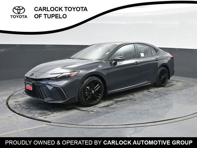 2026 Toyota Camry SE's photo