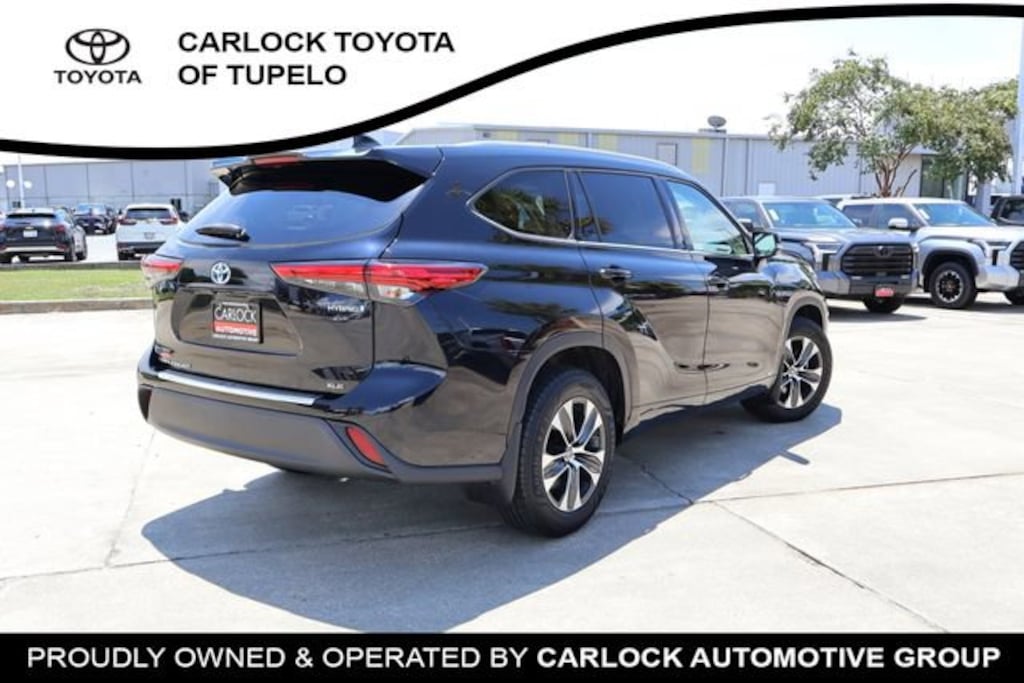 Used 2022 Toyota Highlander Hybrid XLE SUV