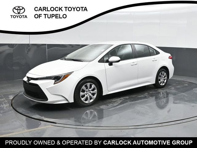 2025 Toyota Corolla LE CVT's photo