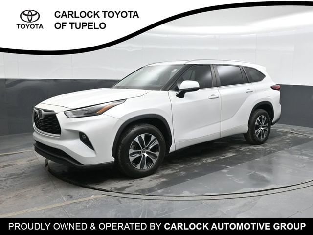 2023 Toyota Highlander XLE's photo