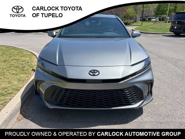 2026 Toyota Camry SE - Photo 3