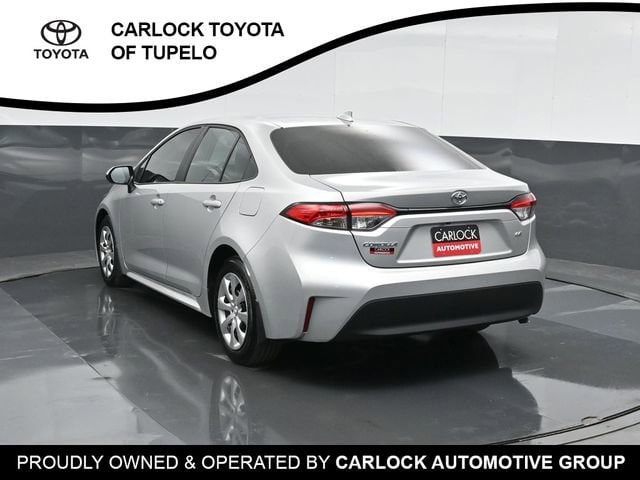 2026 Toyota Corolla LE - Photo 9