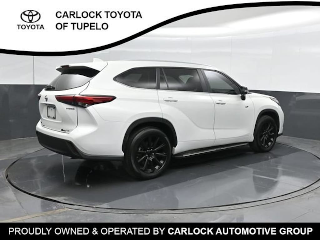Used 2023 Toyota Highlander Hybrid XLE SUV