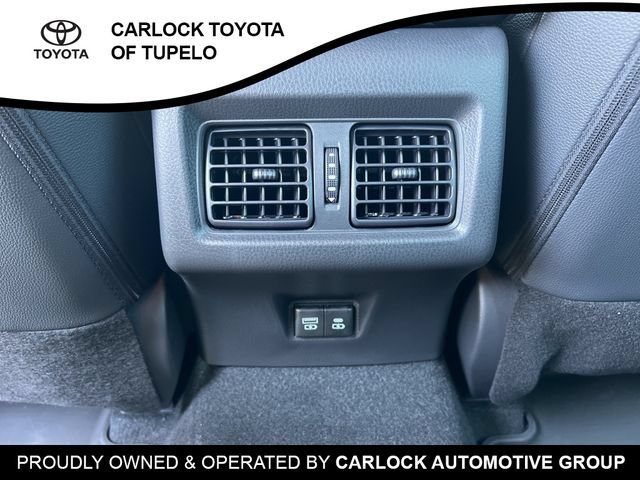 2026 Toyota Camry SE - Photo 29