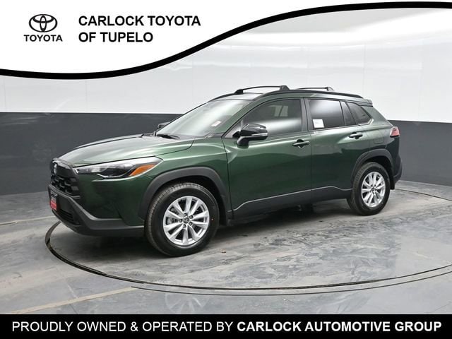 2026 Toyota Corolla Cross LE's photo