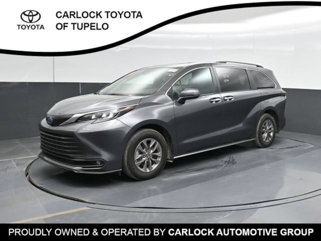 Used 2025 Toyota Sienna XLE 8 Passenger Van Passenger Van