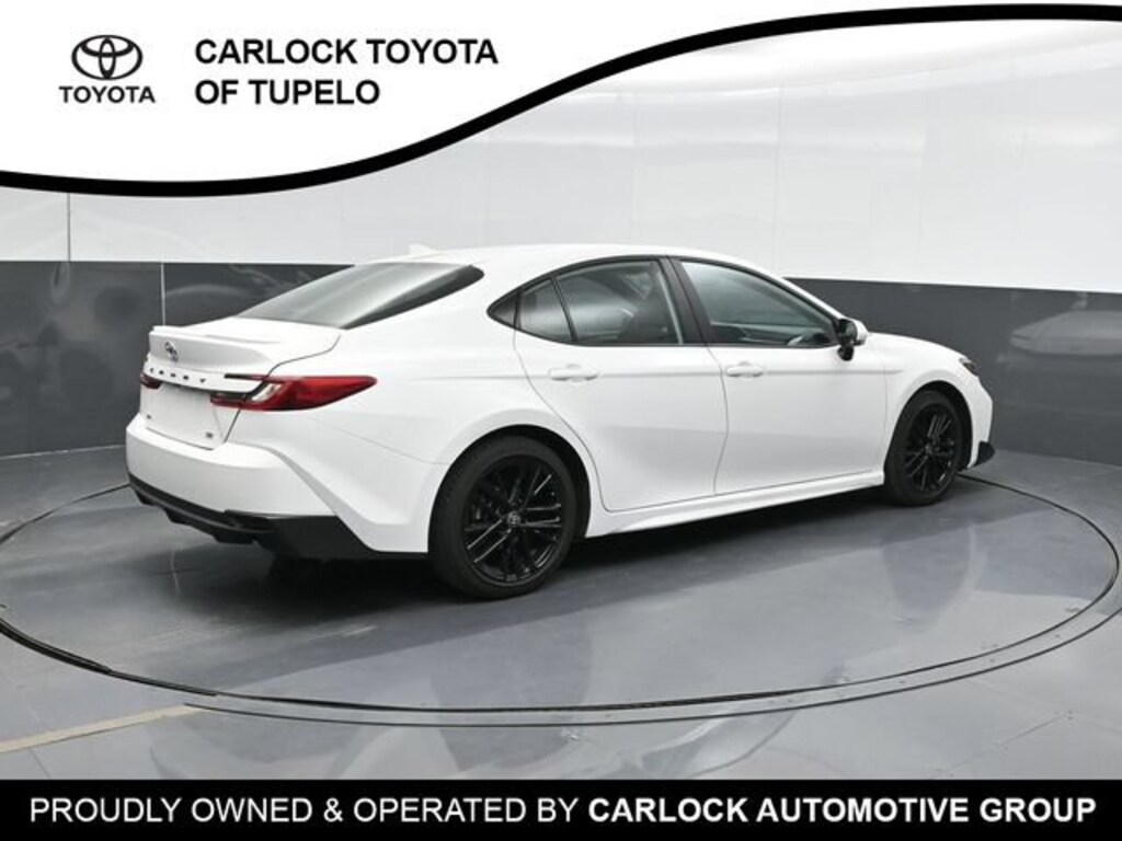 Used 2026 Toyota Camry SE Sedan