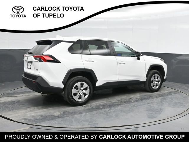2023 Toyota RAV4 LE photo 2