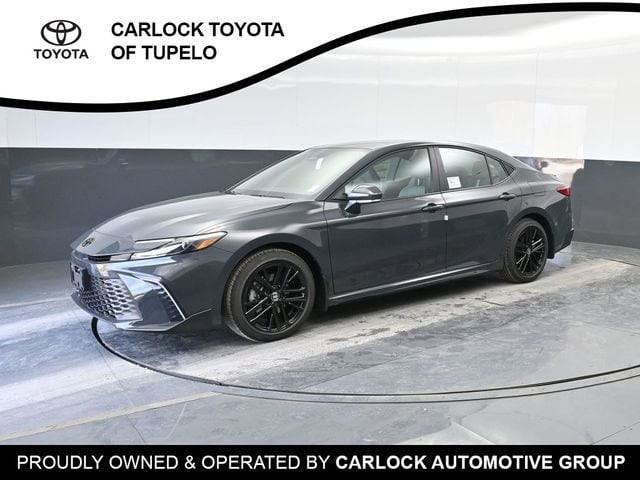 2026 Toyota Camry SE's photo
