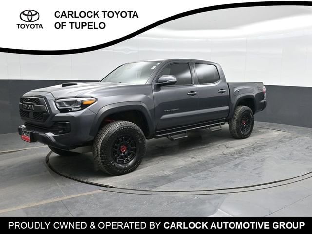 2023 Toyota Tacoma TRD Sport's photo