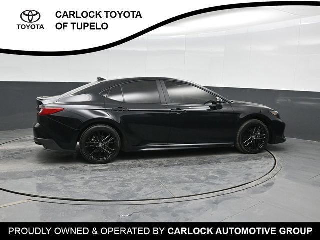 2025 Toyota Camry SE photo 2