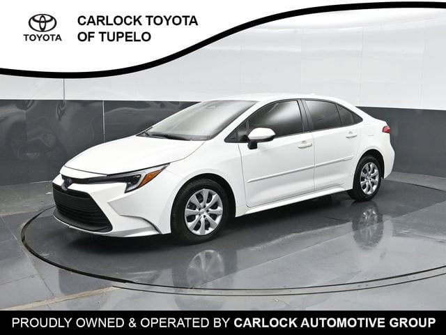 2025 Toyota Corolla LE Hybrid CVT's photo