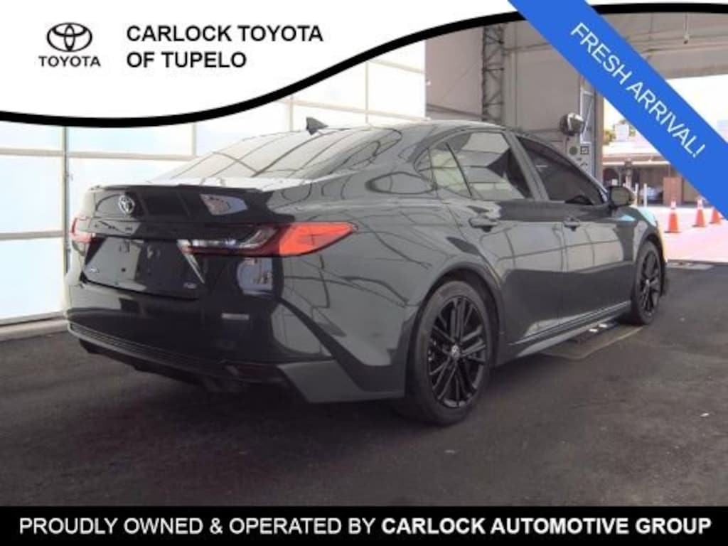 Used 2025 Toyota Camry SE Sedan