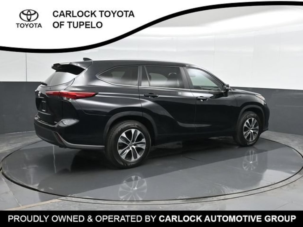 Used 2023 Toyota Highlander XLE SUV