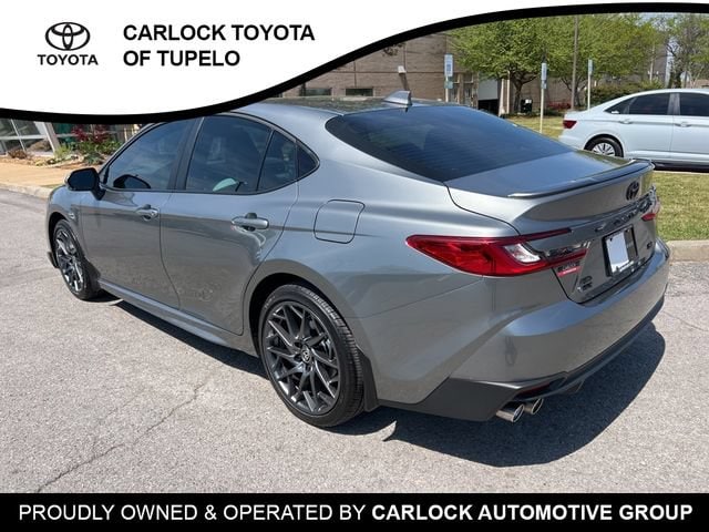 2026 Toyota Camry SE - Photo 6